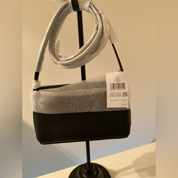 Kate Spade Leila Flap Zip Pebbled Leather Crossbody Bag Black  Christmas Gift - Picture 2 of 5